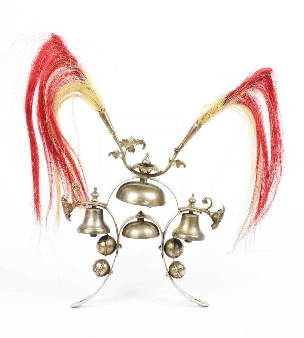 PARADE CARRIAGE BELL TOPPER. (1 of 2)
