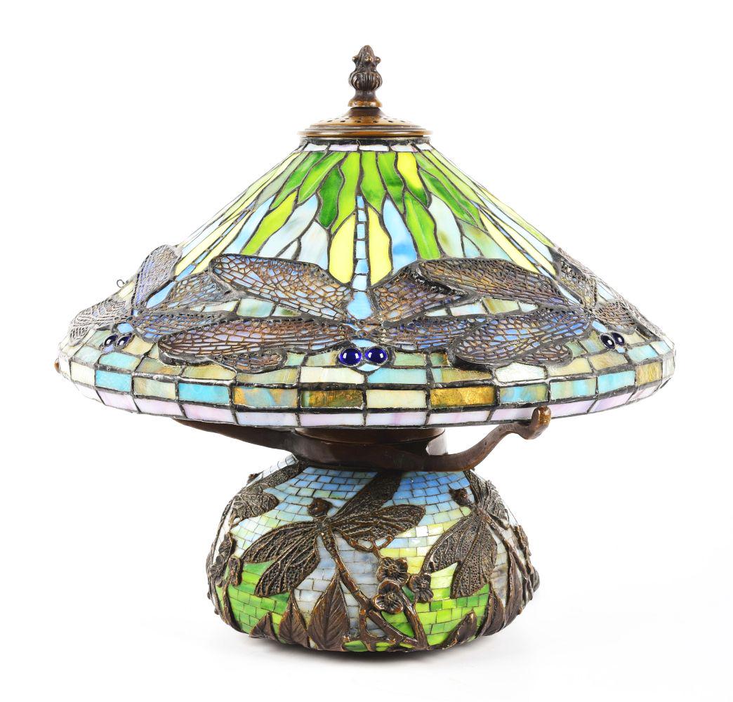 DRAGONFLY STAINED GLASS LAMP. (1 of 2)