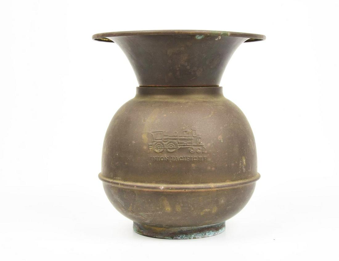 RAILROAD SPITTOON REPRODUCTION. (1 of 2)