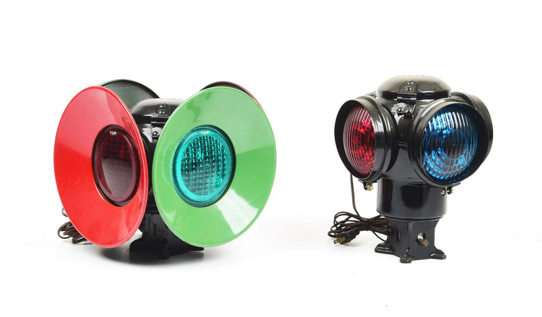 LOT OF 2: RAILROAD LAMPS. (1 of 2)