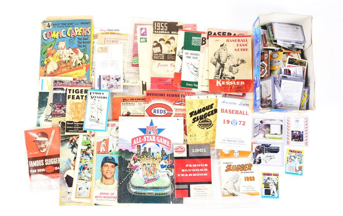 NICE LOT OF VINTAGE AND CONTEMPORARY BASEBALL YEARBOOKS, ALMANACS, FAMOUS SLUGGER BOOKS, AND SCORE (1 of 1)