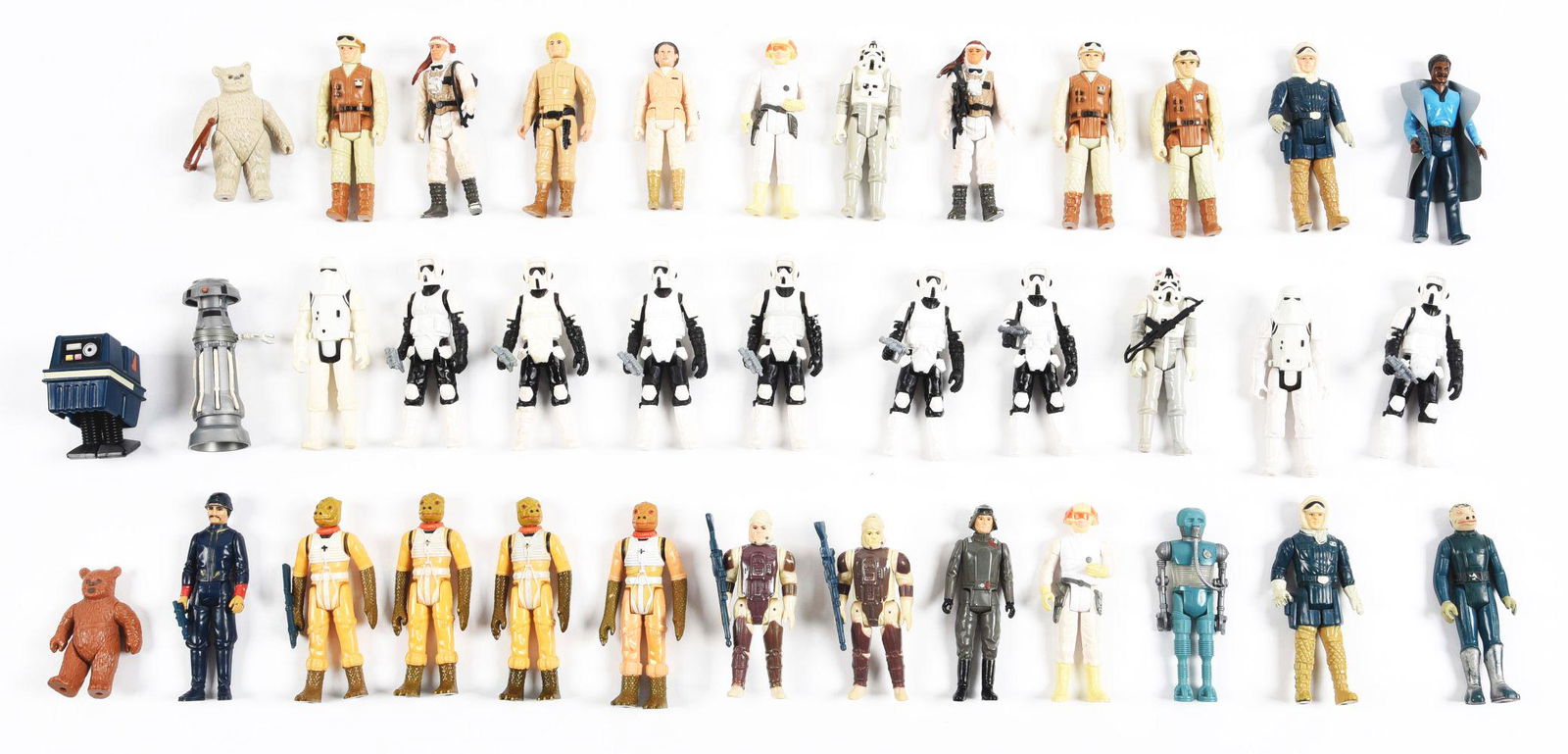 LOT OF APPROX. 35: 3 - 3/4" STAR WARS FIGURES. (1 of 1)