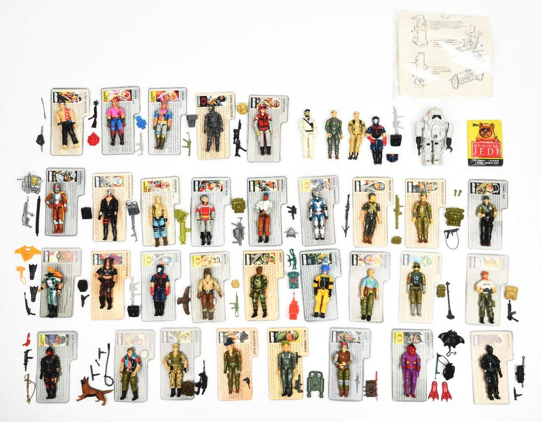 LOT OF APPROX. 40: MOSTLY 1980S SMALLER SIZE G.I. JOE FIGURES. (1 of 1)