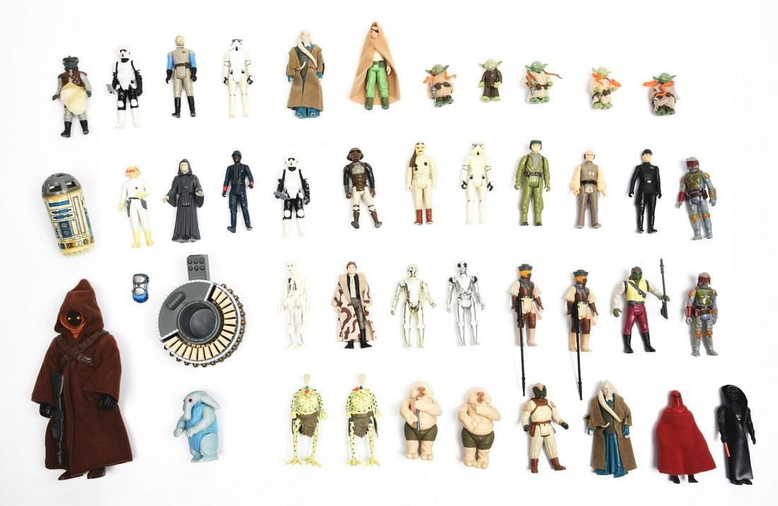 LOT OF APPROX. 30: 3 - 3/4" STAR WARS FIGURES. (1 of 1)