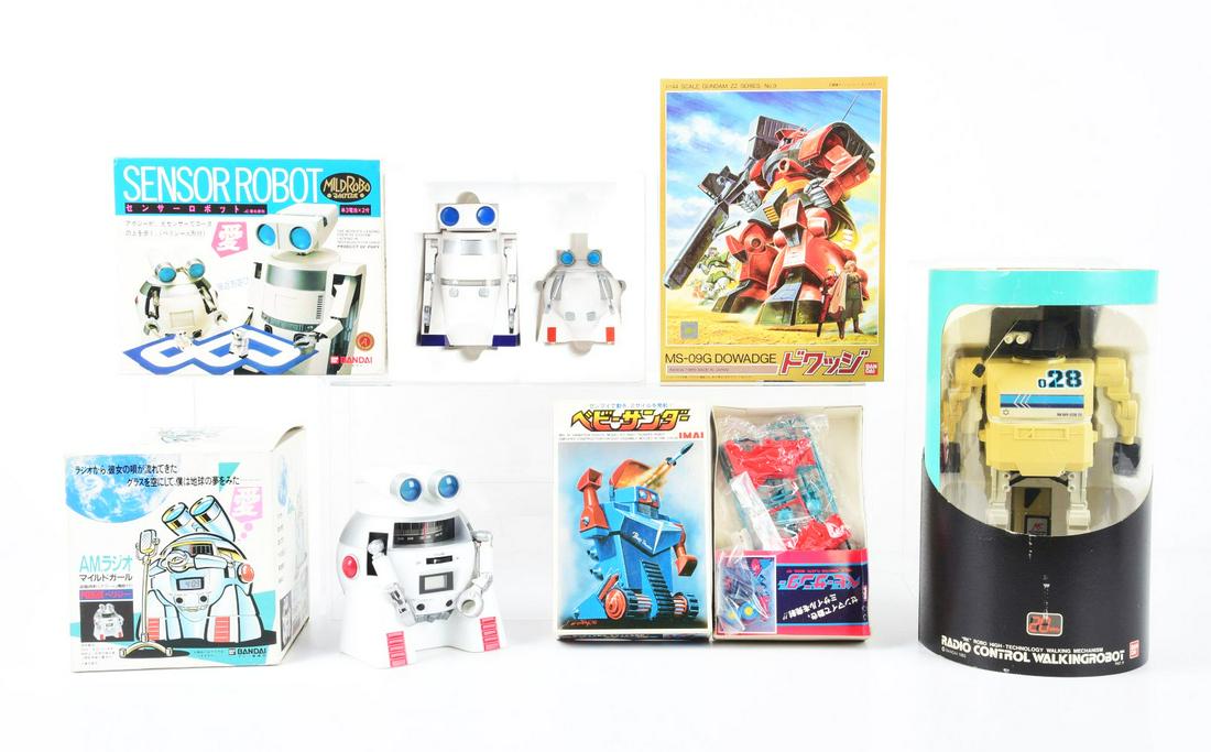LOT OF 5: JAPANESE-MADE ROBOT TOYS & MODEL KITS IN ORIGINAL BOXES. (1 of 1)