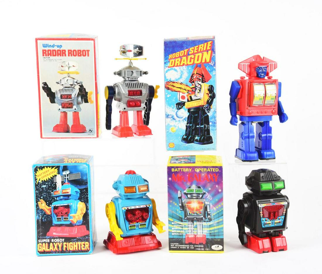 LOT OF 4: JAPANESE ROBOTS IN BOXES. (1 of 1)