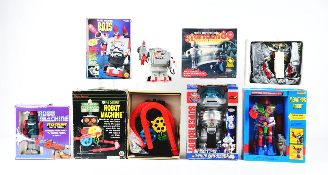 LOT OF 6: VARIOUS MOSTLY PLASTIC ROBOTS.: In original boxes, and made by US, China, Italy and others. Condition:(Very Good - Excellent).Largest Box: 12 - 1/2" x 9 " x 6 - 1/4".Dimensions: