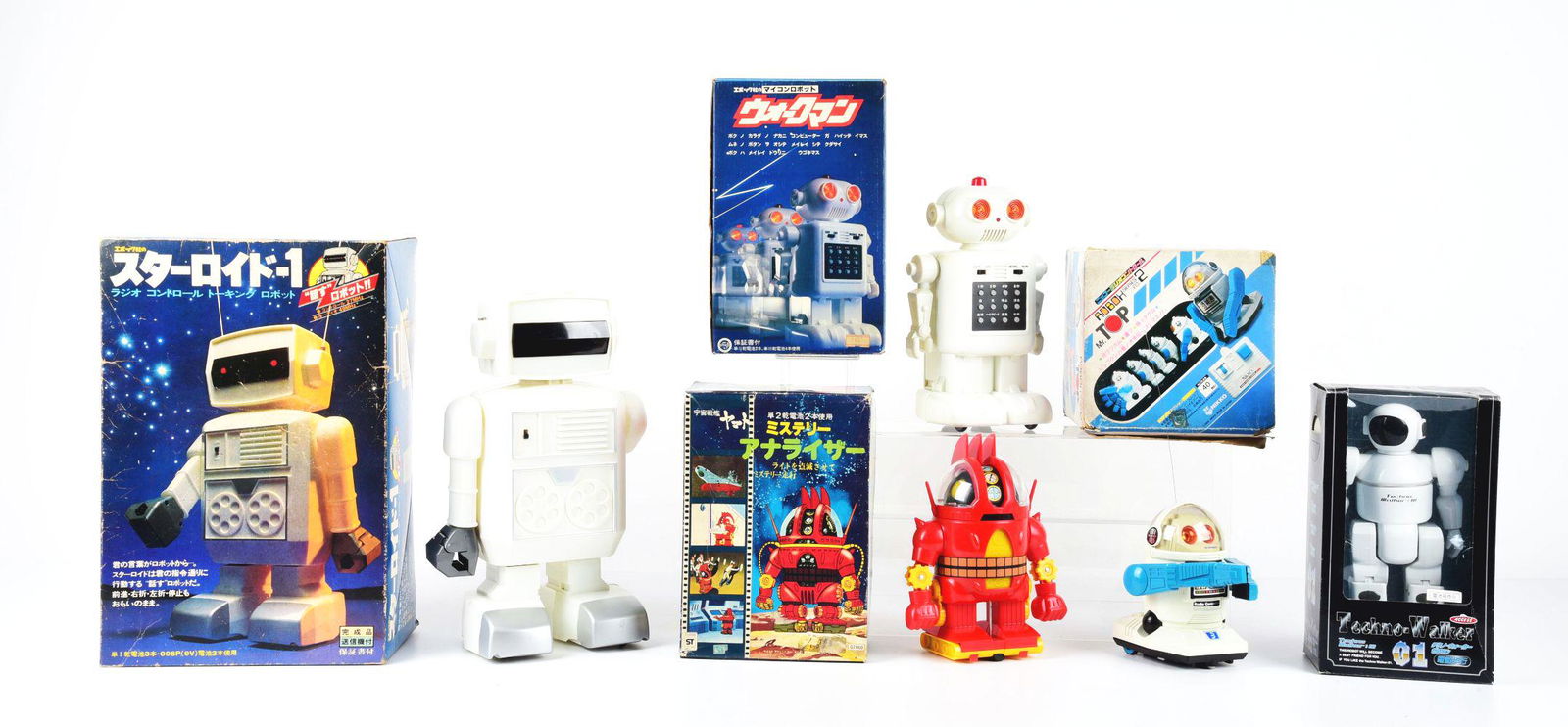 LOT OF 5: VARIOUS JAPANESE-MADE ROBOTS IN BOXES. (1 of 1)