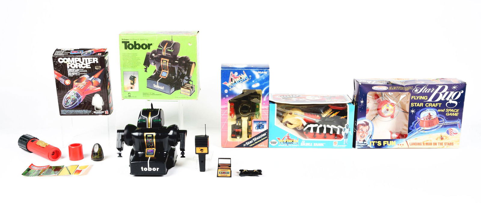 LOT OF 5: VARIOUS PLASTIC ROBOT & SPACE TOY VEHICLES. (1 of 2)