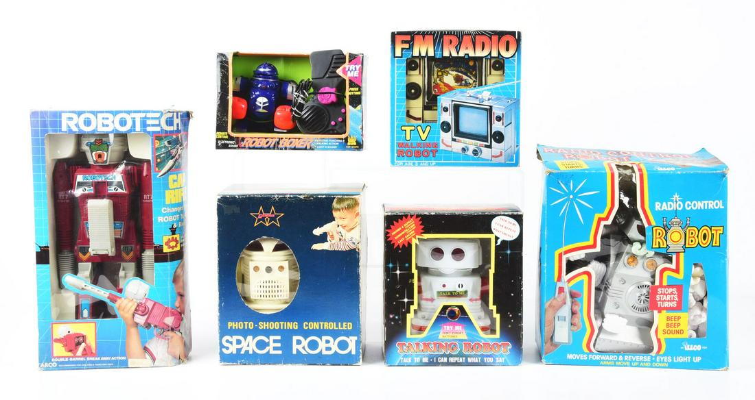 LOT OF 6: VARIOUS PLASTIC ROBOTS FROM CHINA & TAIWAN IN ORIGINAL BOXES. (1 of 1)