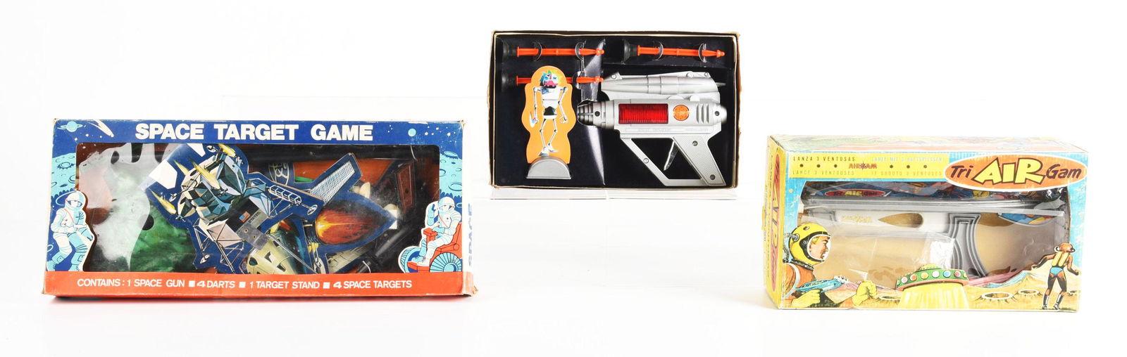 LOT OF 3: VARIOUS VINTAGE TARGET SETS IN ORIGINAL BOXES. (1 of 2)