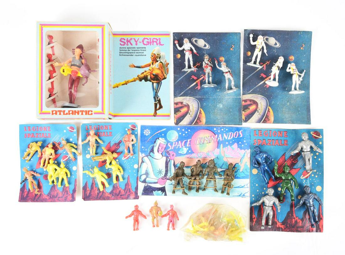 LOT OF 8: EUROPEAN SPACE FIGURES. (1 of 1)