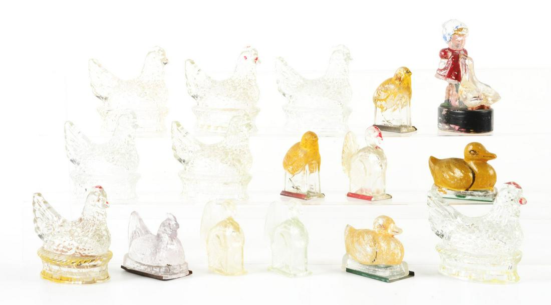 LOT OF 16: VINTAGE GLASS CANDY CONTAINERS, MOSTLY BIRD-RELATED. (1 of 1)