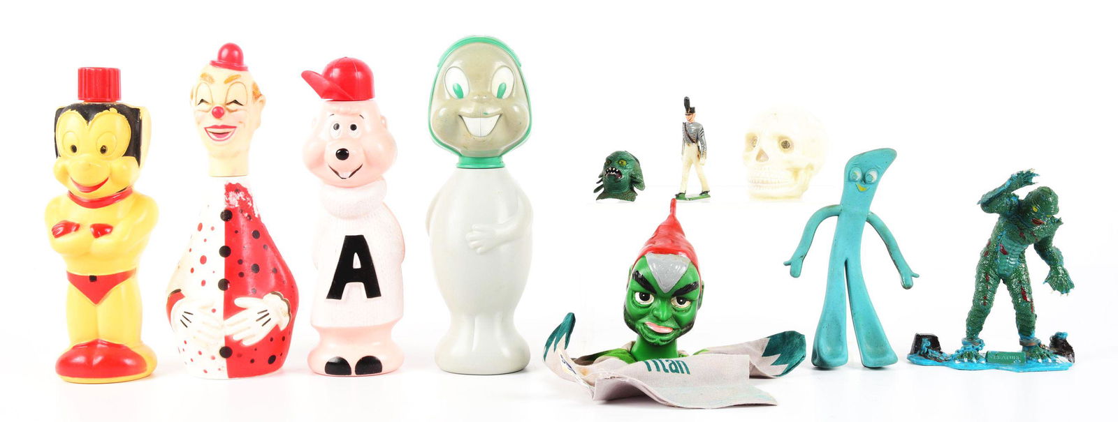 NICE LOT OF SOAKYS & OTHER CHARACTER FIGURES. (1 of 1)