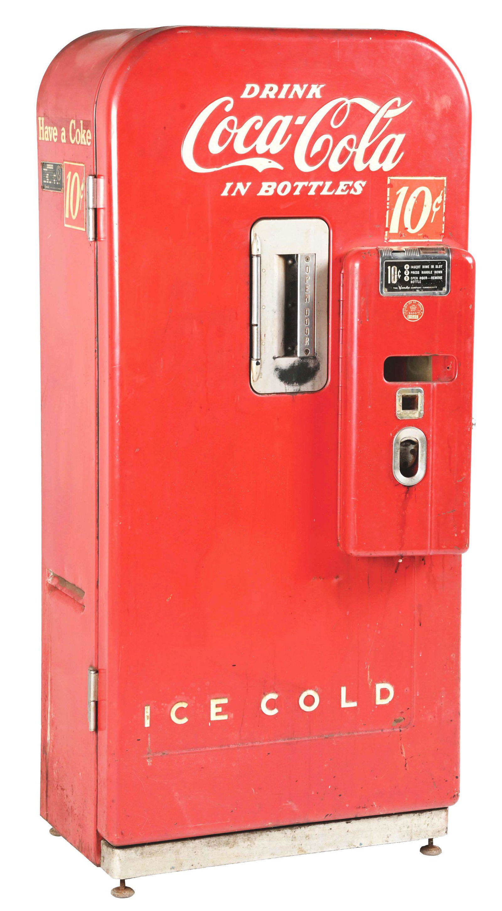 10¢ COCA-COLA VENDO MODEL 39 VENDING MACHINE. (1 of 6)