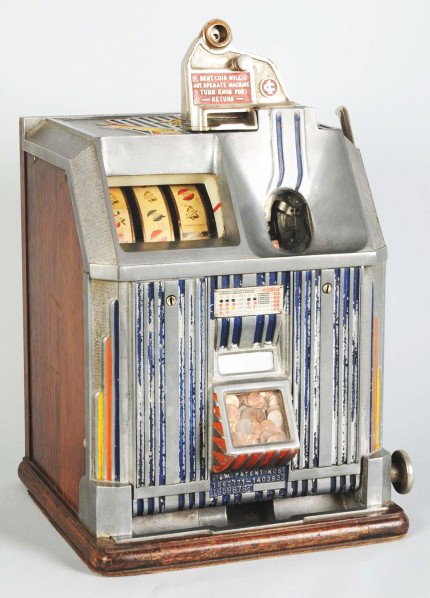 Jennings 1¢ Dutchess Slot Machine.: Original condition. Does not play. Condition (Good). Size 22" T.