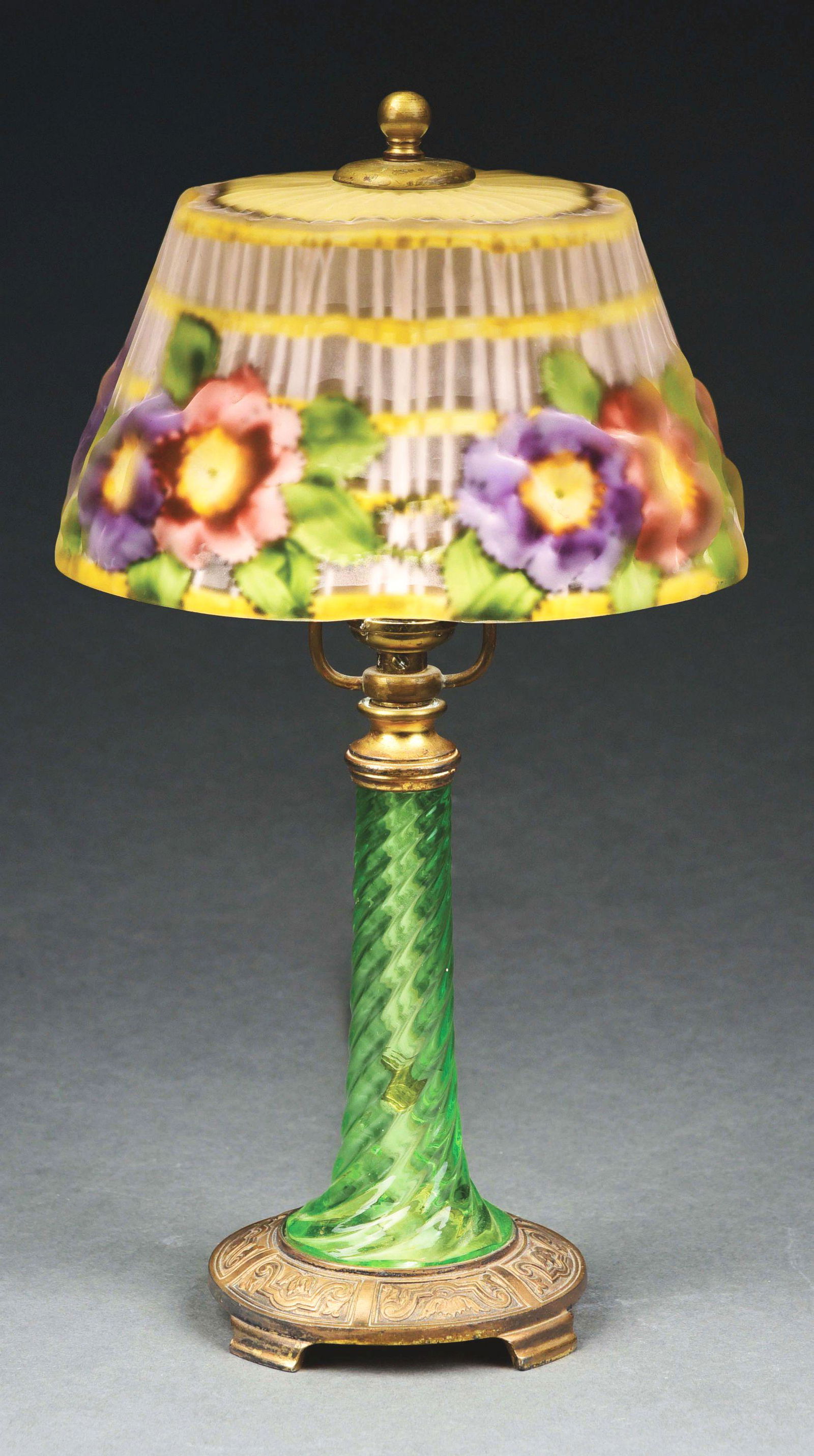 PAIRPOINT REVERSE PAINTED STRAFFORD BOUDOIR LAMP. (1 of 8)