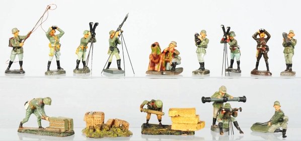 Lineol & Elastolin Artillery Soldiers.: Includes approximately 15 pieces of mostly artillery related soldiers. Man shooting machine gun upwards is a recast. Condition (Good).