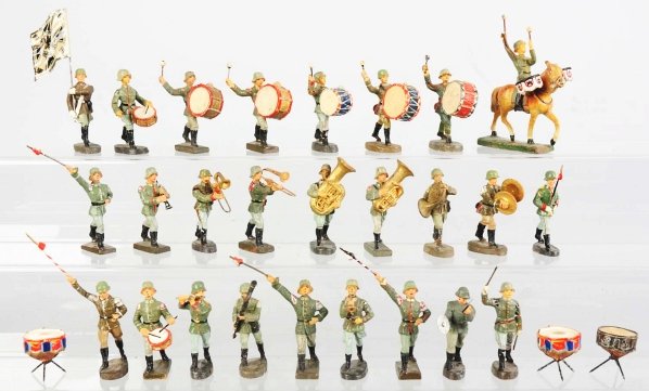 Lineol & Elastolin German Army Musicians.: Includes 25 foot figures and mounted kettle drummer (new drums). Cracking and wear throughout. Condition (Good - Very Good).