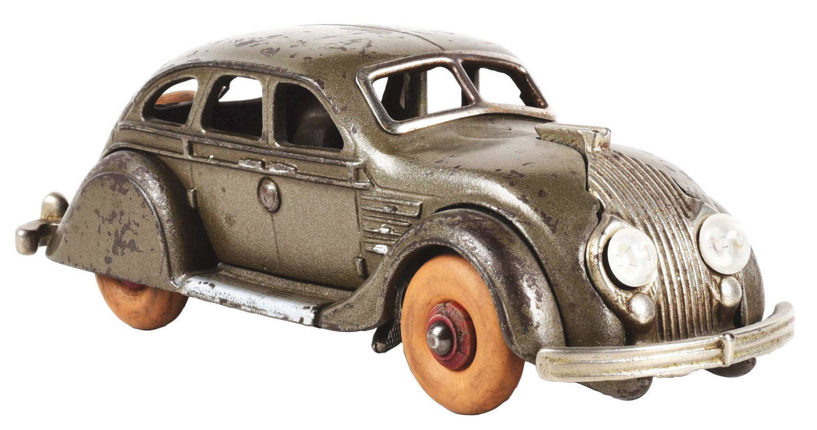 HUBLEY CHRYSLER AIR FLOW W/ BATTERY-OPERATED HEADLIGHTS. (1 of 3)