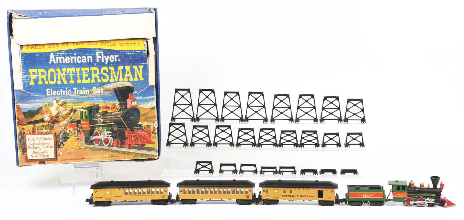 AMERICAN FLYER S GAUGE FRONTIERSMAN ELECTRIC TRAIN SET. (1 of 2)