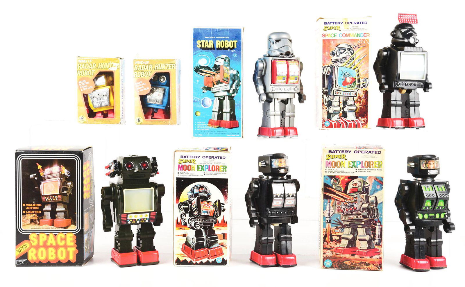 LOT OF 7: VARIOUS TIN LITHO & PLASTIC MADE IN HONG KONG ROBOTS IN ORIGINAL BOXES. (1 of 4)