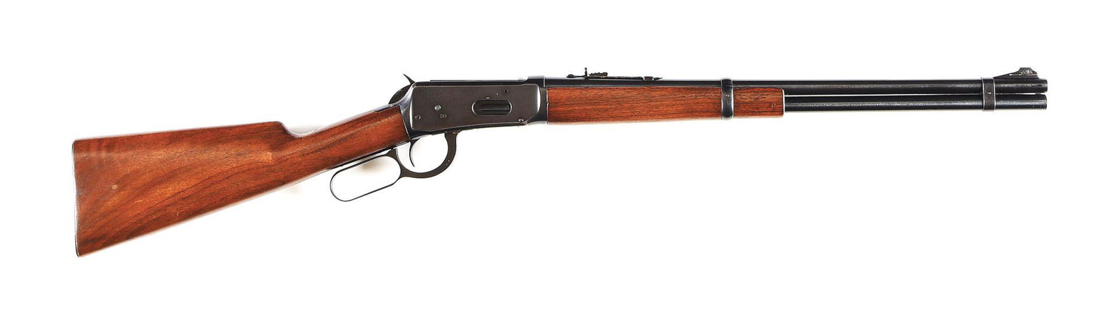 (C) WINCHESTER MODEL 1894 LEVER ACTION FLAT BAND CARBINE.: Made by Winchester Repeating Arms Company circa 1946. Blued standard 20" round Winchester Steel barrel in .30-30 with hooded ramp front sight (missing hood) and 22G rear dovetail adjustable sight. Blu