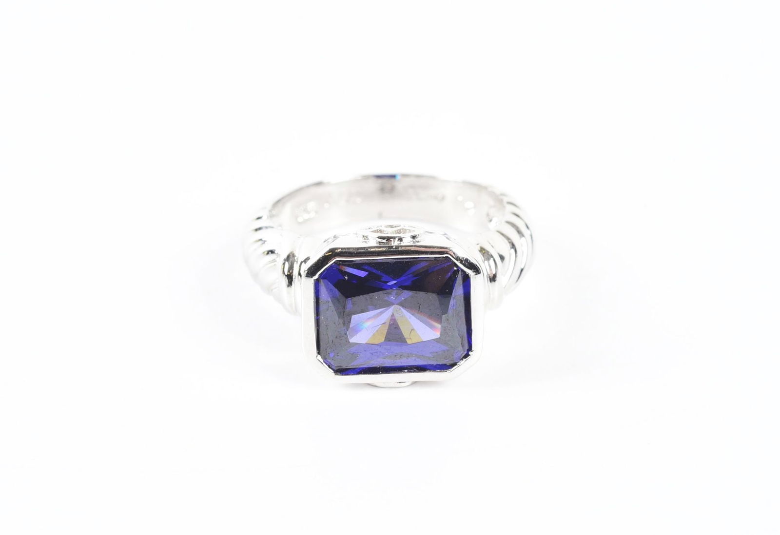 STERLING SILVER RING W/ PURPLE CZ & BOX. (1 of 3)