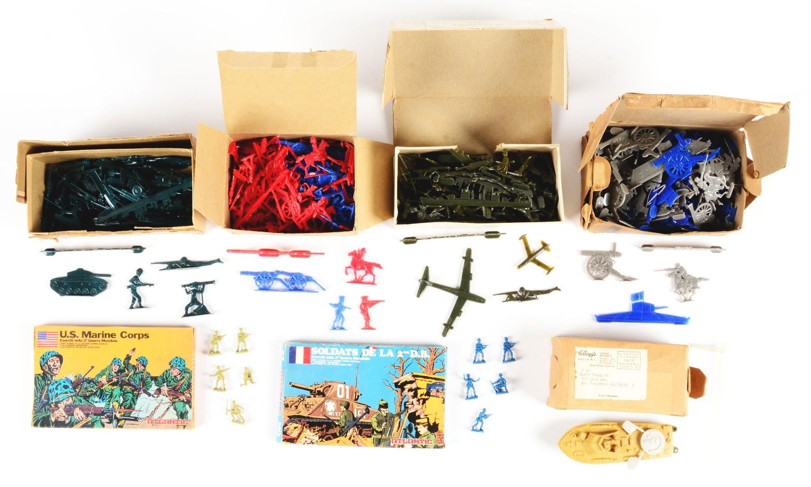 LOT OF 6: VARIOUS SEND-AWAY PLASTIC SOLDIER SETS. (1 of 2)