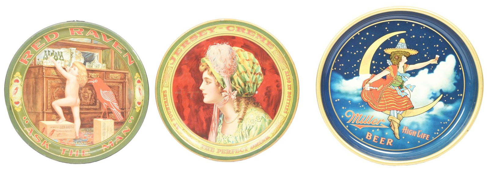 COLLECTION OF 3 BEER ADVERTISING TRAYS. (1 of 4)