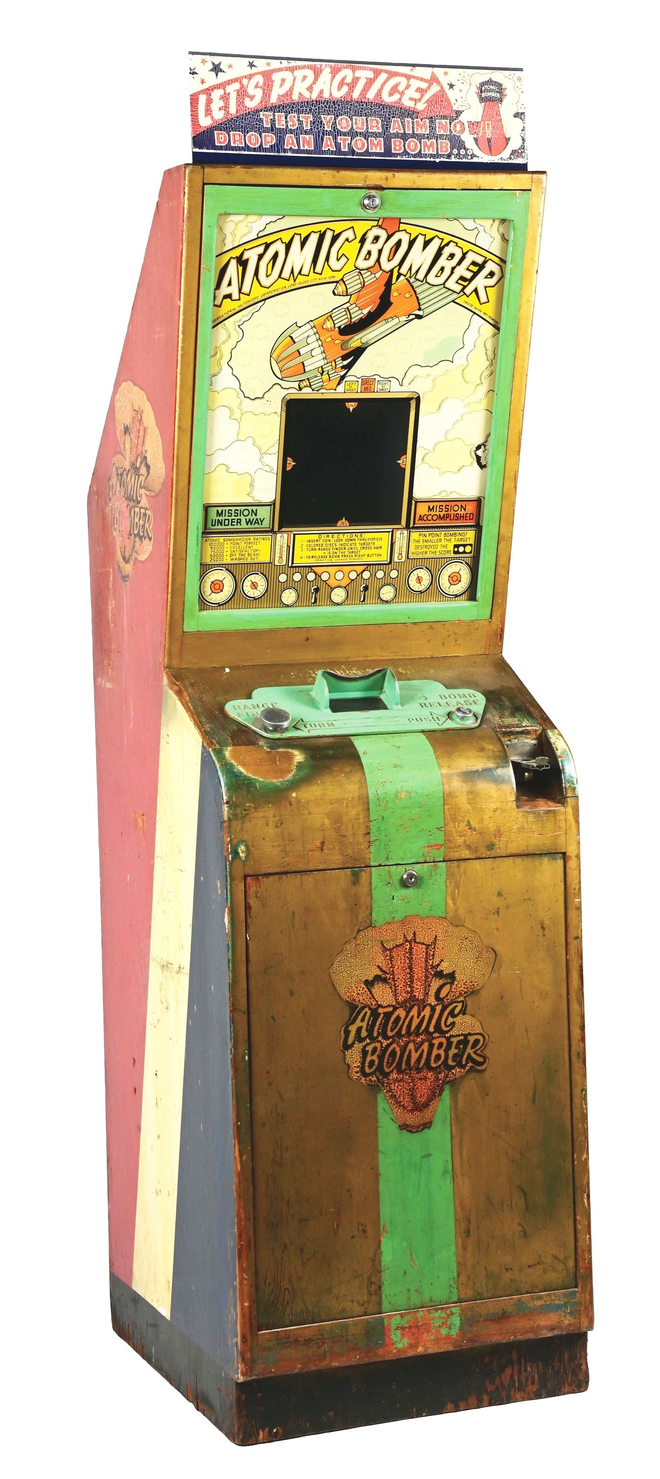 5¢ INTERNATIONAL MUTOSCOPE "ATOMIC BOMBER" ARCADE MACHINE. (1 of 7)