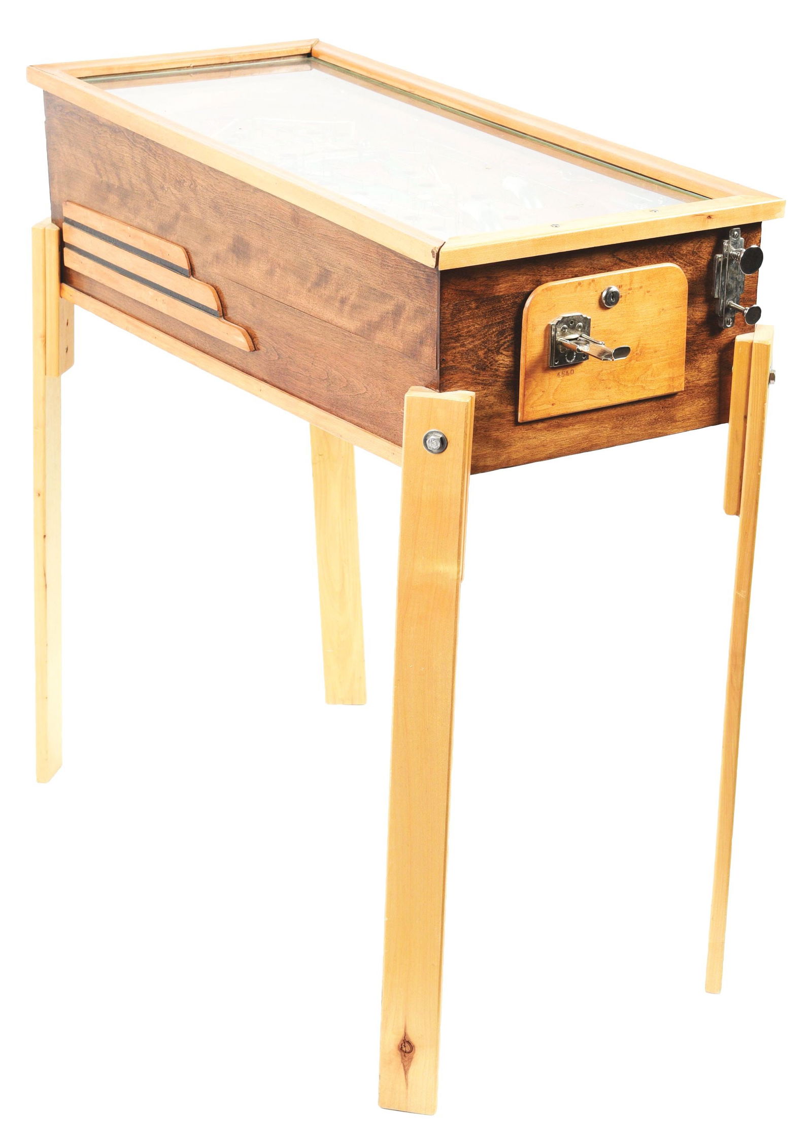 EARLY NON-ELECTRICAL GENCO GRIDIRON PINBALL ARCADE MACHINE. (1 of 6)