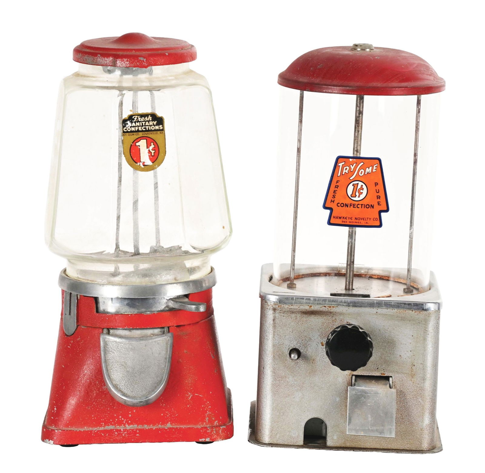 A PAIR OF CANDY/GUM VENDING MACHINES. (1 of 4)