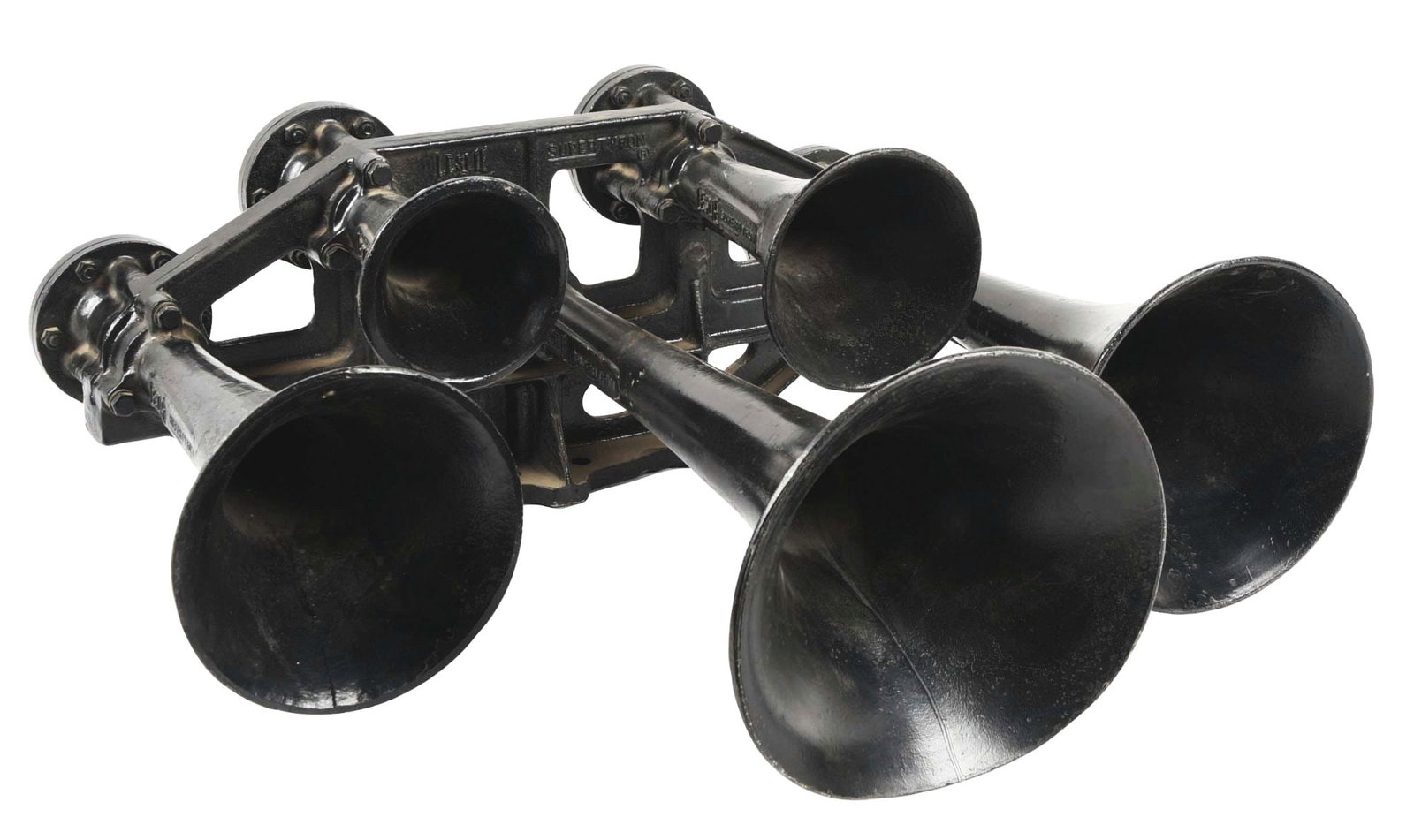 LOCOMOTIVE AIRHORN.: A Leslie five-trumpet super tyfon unit, complete and in nice condition. The entire unit is painted gloss black. The unit has not been tested and is being sold as-is. This is not a standard shippable i