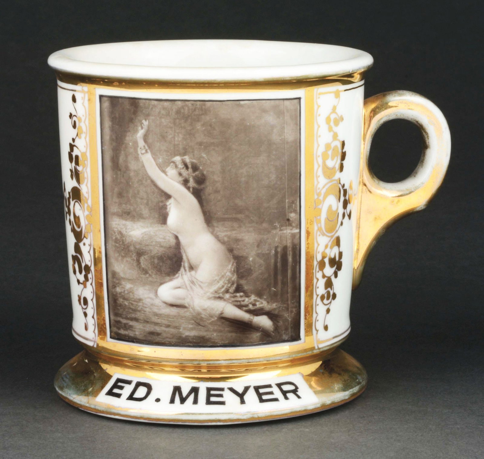 PROSTITUTE SHAVING MUG: Has image of nude woman. Condition: (Excellent) Item Dimensions: 4 - 3/4" x 3 - 3/4" x 3 - 3/4".