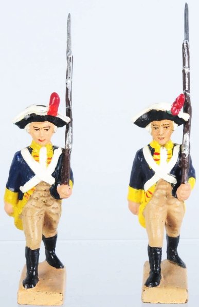 Lineol American Civil War Marchers.: Includes two marchers. White cross belts embellished. Condition (Very Good - Excellent).