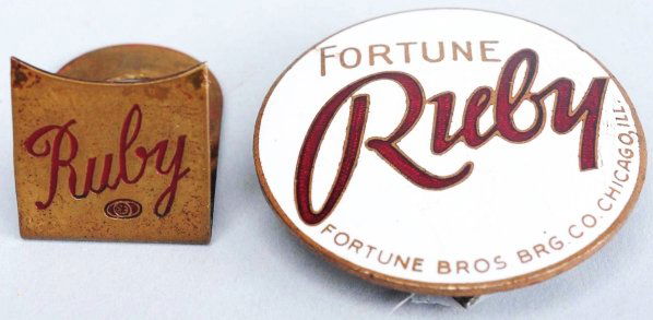 Fortune Ruby Beer Tap Knob Insert.: Scuffing and wear to face. Also includes a Ruby marker. Condition (Very Good).