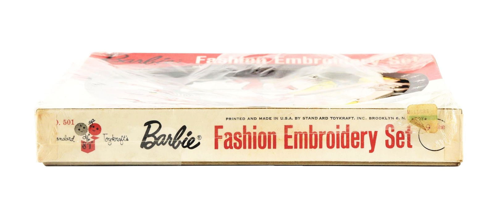 1962 BARBIE AND KEN EMBROIDERY SET (1 of 4)