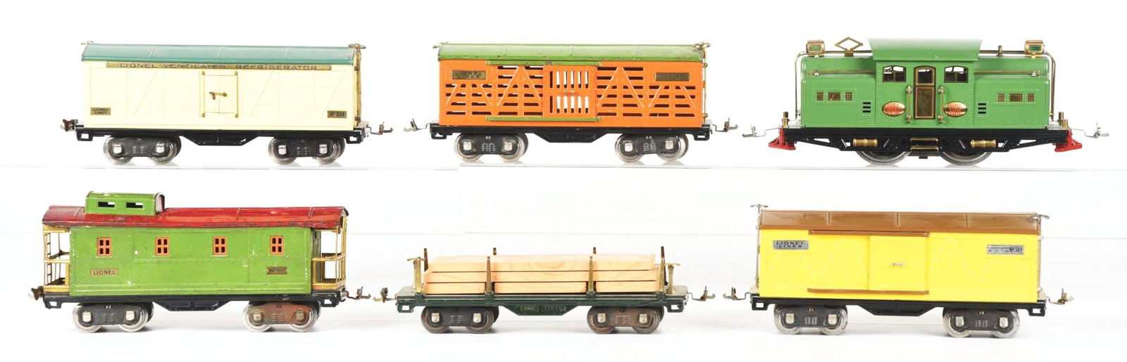 LIONEL STANDARD GAUGE NO. 318 FREIGHT TRAIN SET (1 of 2)