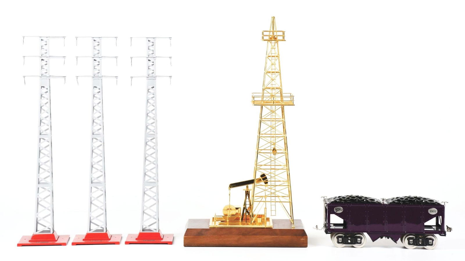 LOT OF 5: M.T.H. 216 HOPPER, THREE HIGH TENSION RED TOWERS, & OIL WELL. (1 of 3)