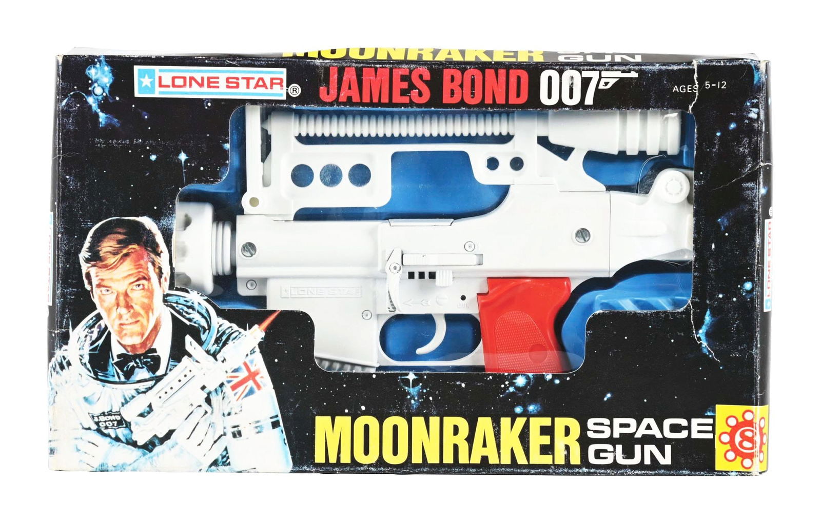 LONE STAR DIE-CAST JAMES BOND 007 MOONRAKER SPACE GUN IN ORIGINAL BOX: Made in England. Shows Roger Moore on front. Marked "1979 Lone Star" on back. CONDITION: Looks unused and in near mint condition. Box has some slight tearing and creasing. Condition: (Excellent) Item