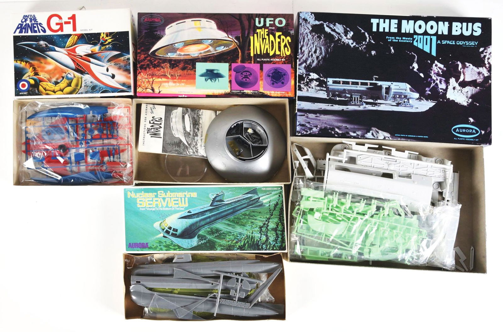 LOT OF 4: VARIOUS AURORA & ENTEX MODEL KITS (1 of 1)