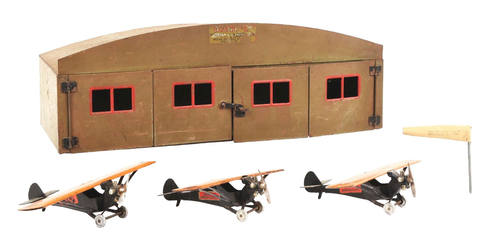 PRESSED STEEL BUDDY "L" 3-PLANE HANGAR. (1 of 2)