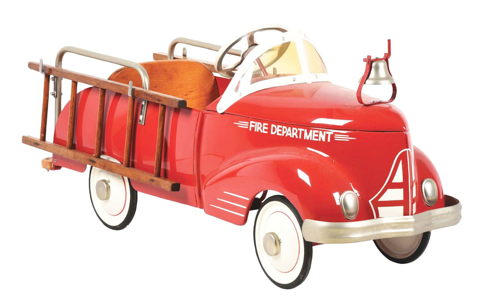 PRESSED STEEL GARTON FIRE CHIEF PEDAL CAR (1 of 3)