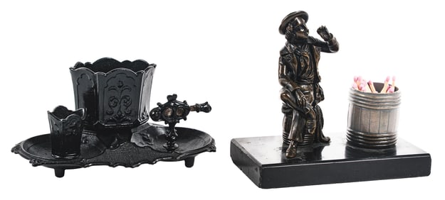 A PAIR OF DESKTOP SMOKING ACCESSORIES