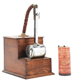 COUNTERTOP CIGAR CUTTER COLUMBIA CIGAR LIGHTER AND FUEL TANK