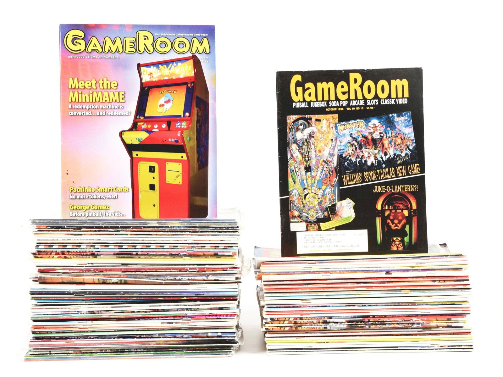 LARGE LOT OF GAME ROOM MAGAZINES (1 of 2)