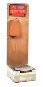 GIVE YOUR FEET-A-TREAT ARCADE MACHINE