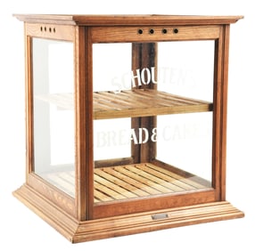 COUNTRY STORE BREAD SHOWCASE