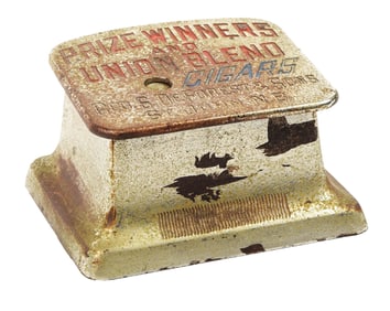 COUNTERTOP CAST IRON CLOCKWORK CIGAR CUTTER ADVERTISING PRIZE WINNERS & UNION BLEND CIGARS